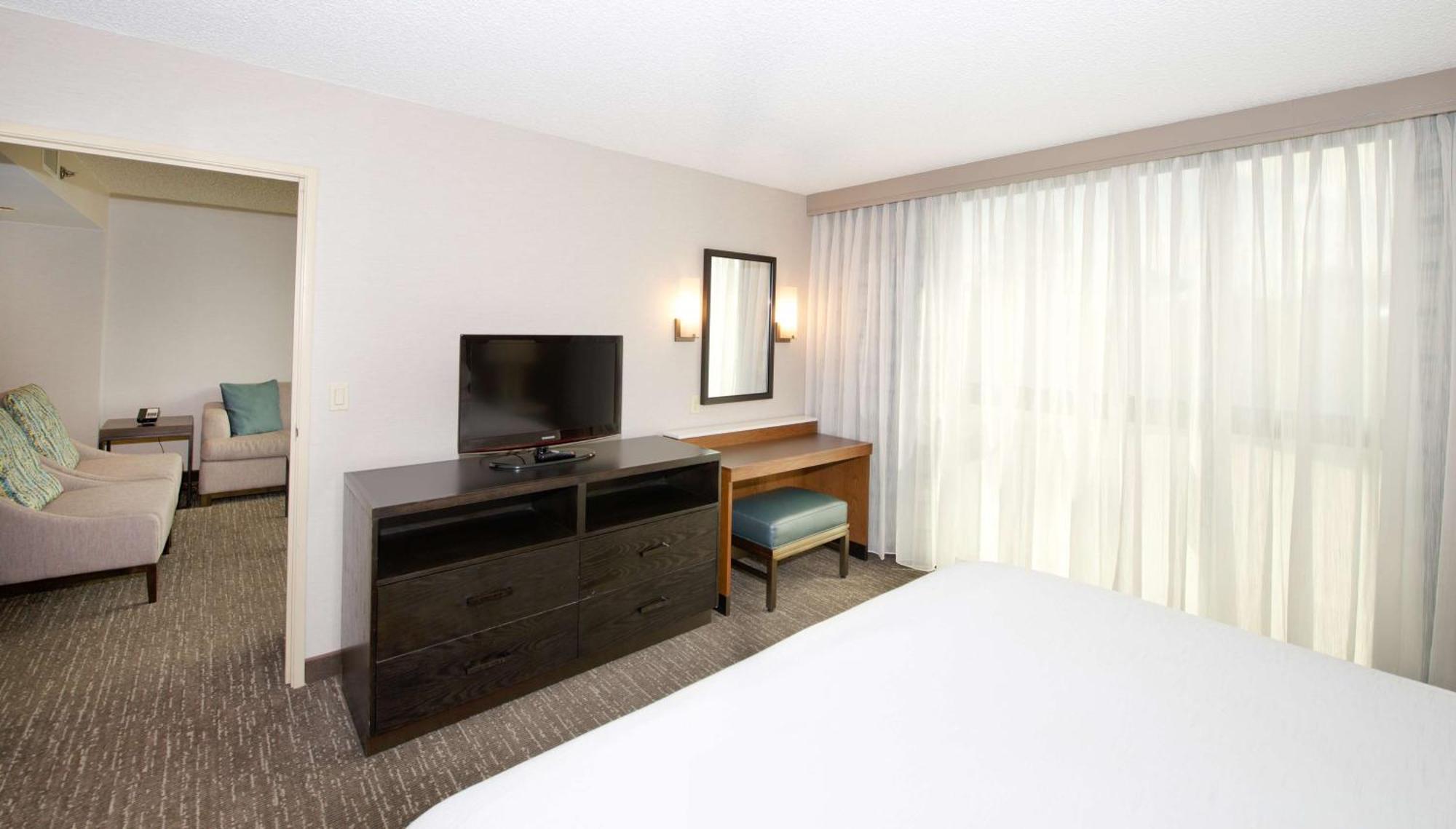 Embassy By Hilton Seattle North